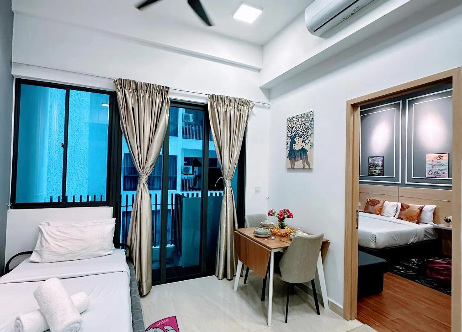 The Luxe Infinitum Klcc Skyline Swimming Pool Apartman Kuala Lumpur